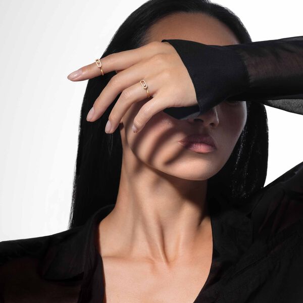 Move Uno Small Yellow Gold and Diamond Ring